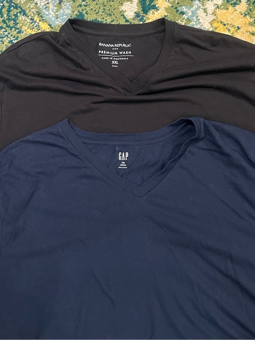 2 size XXL TALL mens short sleeve V-neck shirts navy black GAP Banana Republic